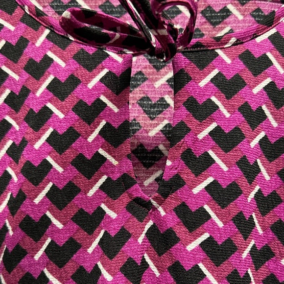 Fred David Fuchsia & Black Patterned Tie-Neck Blouse - Picture 4 of 8